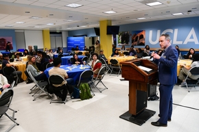 Dean Kite speaking to a room of Graduate Students